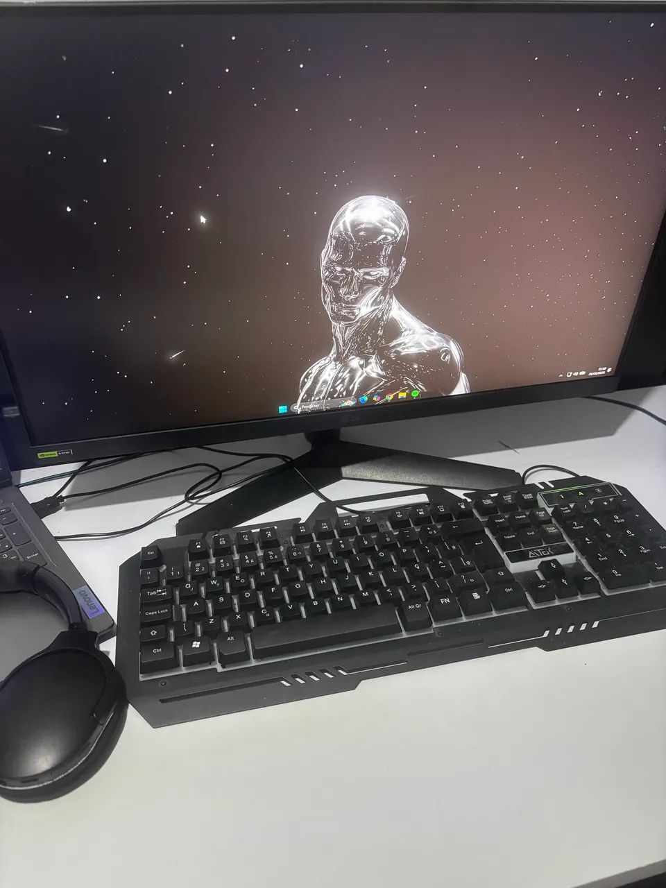 Monitor ultra gear 180hz IPS 