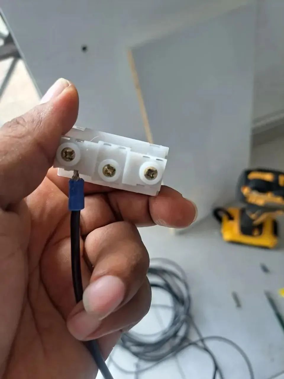 Elétrica, manutenção e solda - Foto 4