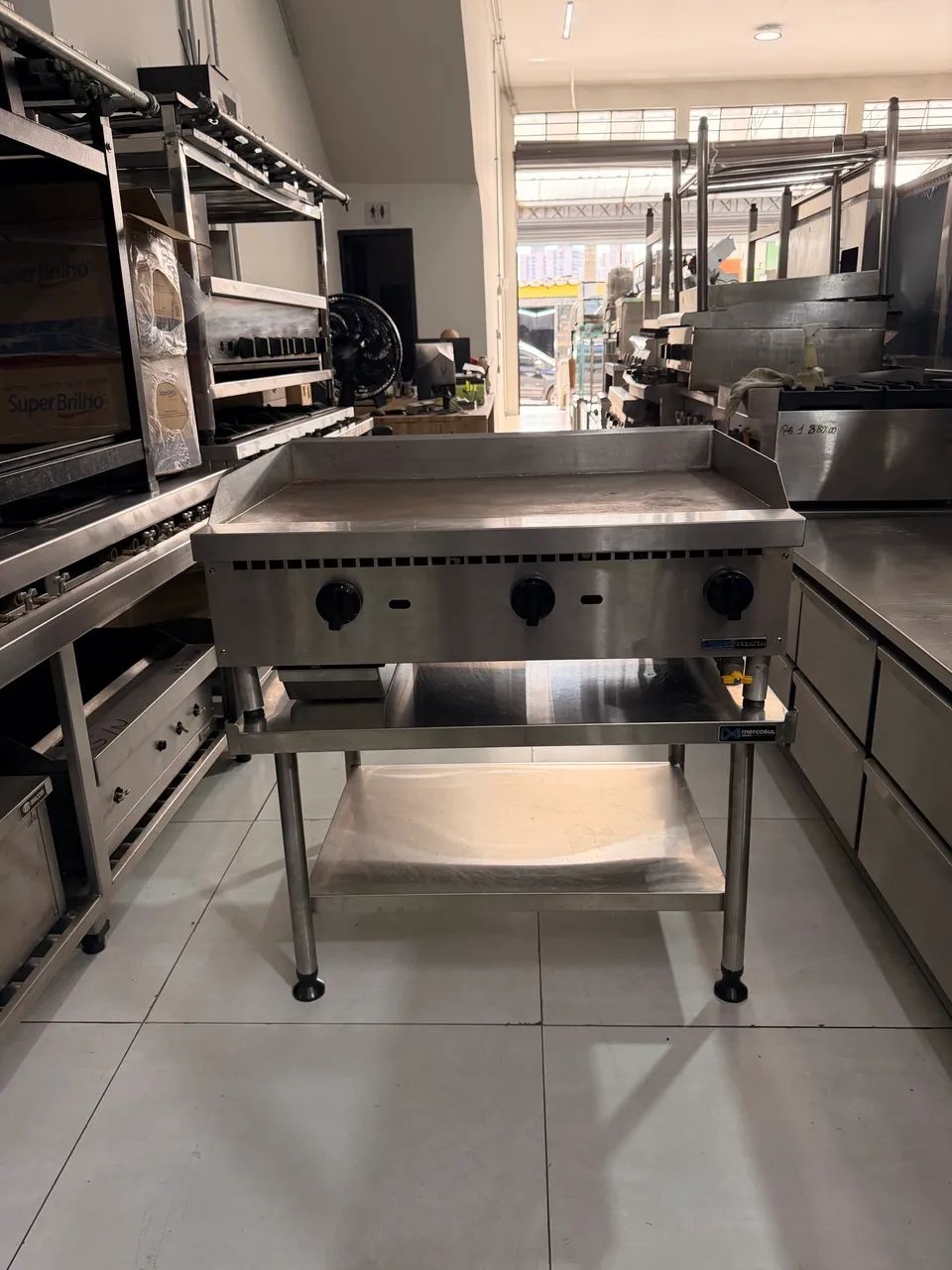 Chapa a gás 90 cm 18mm macom com bancada  - Foto 5