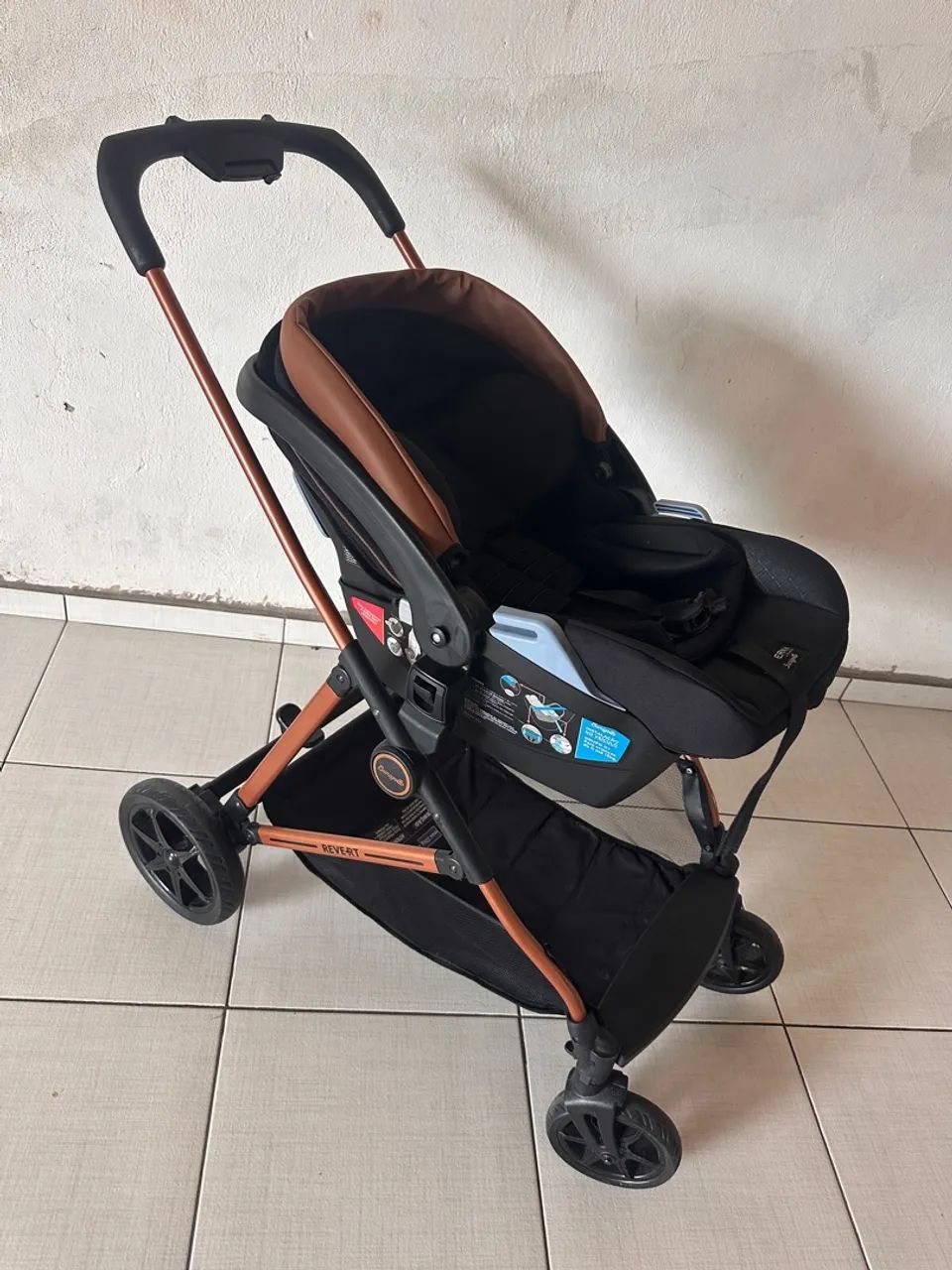 Carrinho de bebê seminovo  - Foto 3