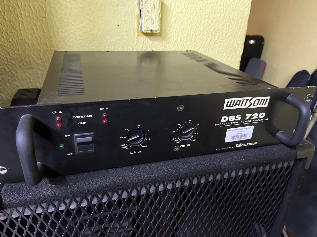 Amplificador de potência wattsom