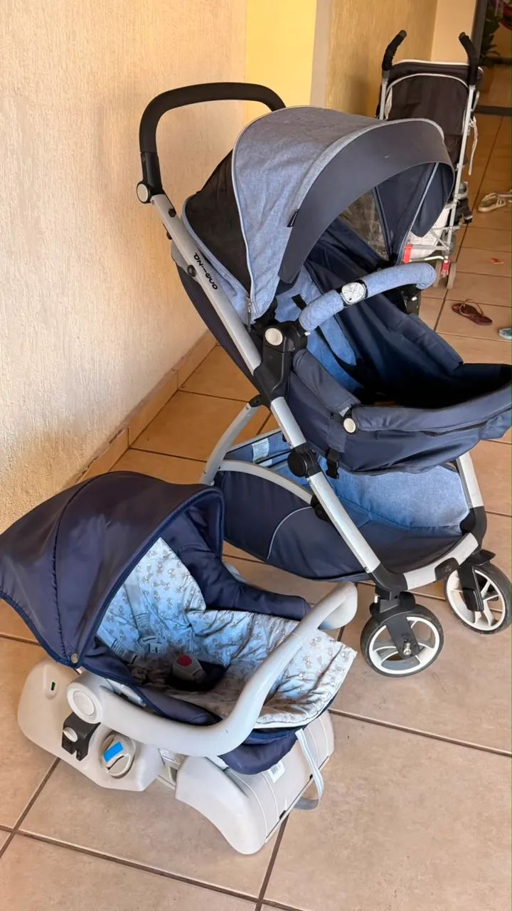 Kit Carrinho de Bebê + bebê conforto. - Foto 3
