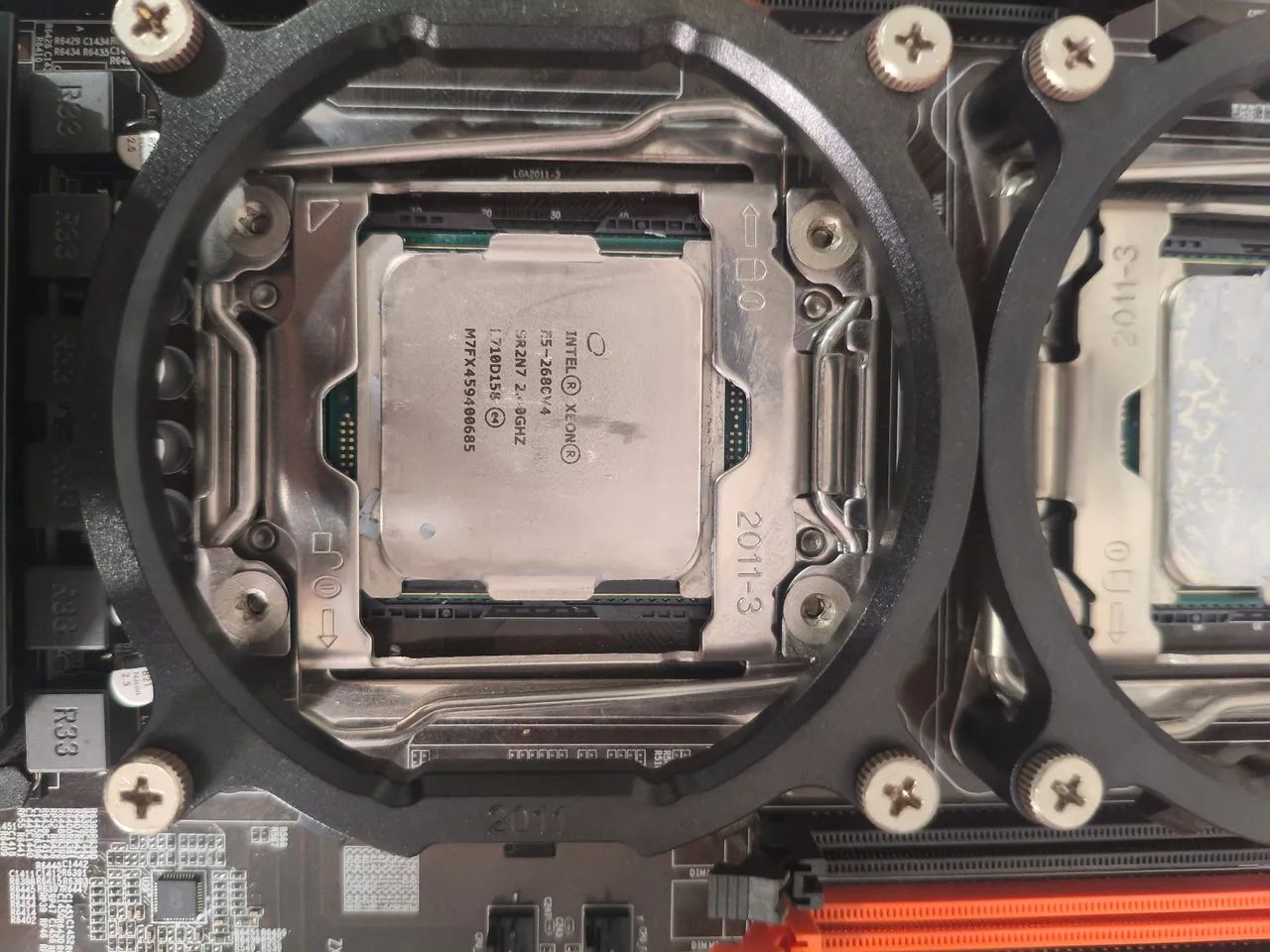 Kit placa mãe ZX-DU99D4 + Intel xeon F5-2680V4 - Foto 4