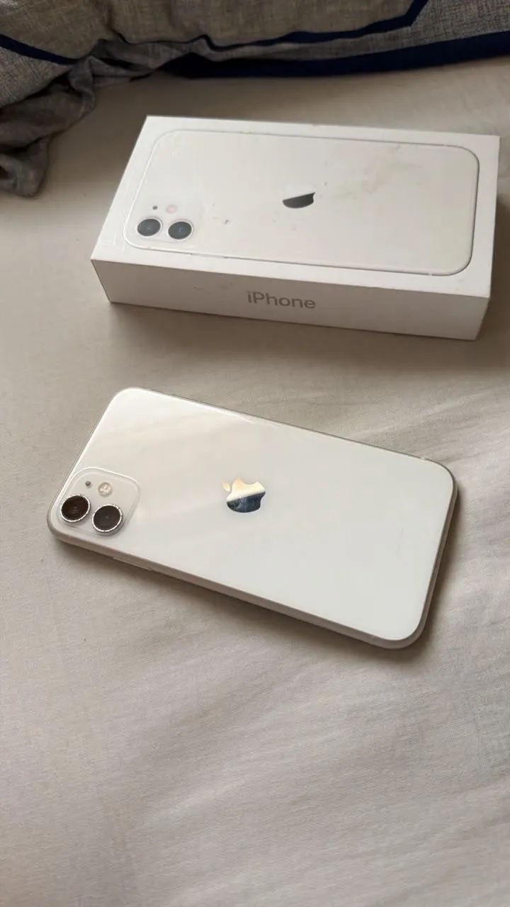 iPhone 11