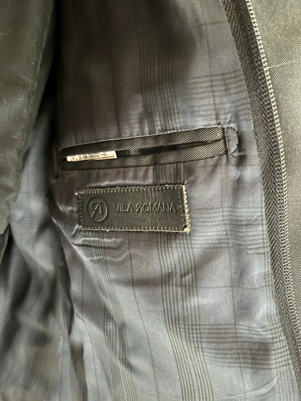 Vendo Terno (Calça + Blazer) - Foto 2
