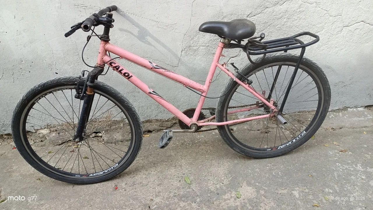 Bicicleta Caloi, precisa trocar os pneus  - Foto 3