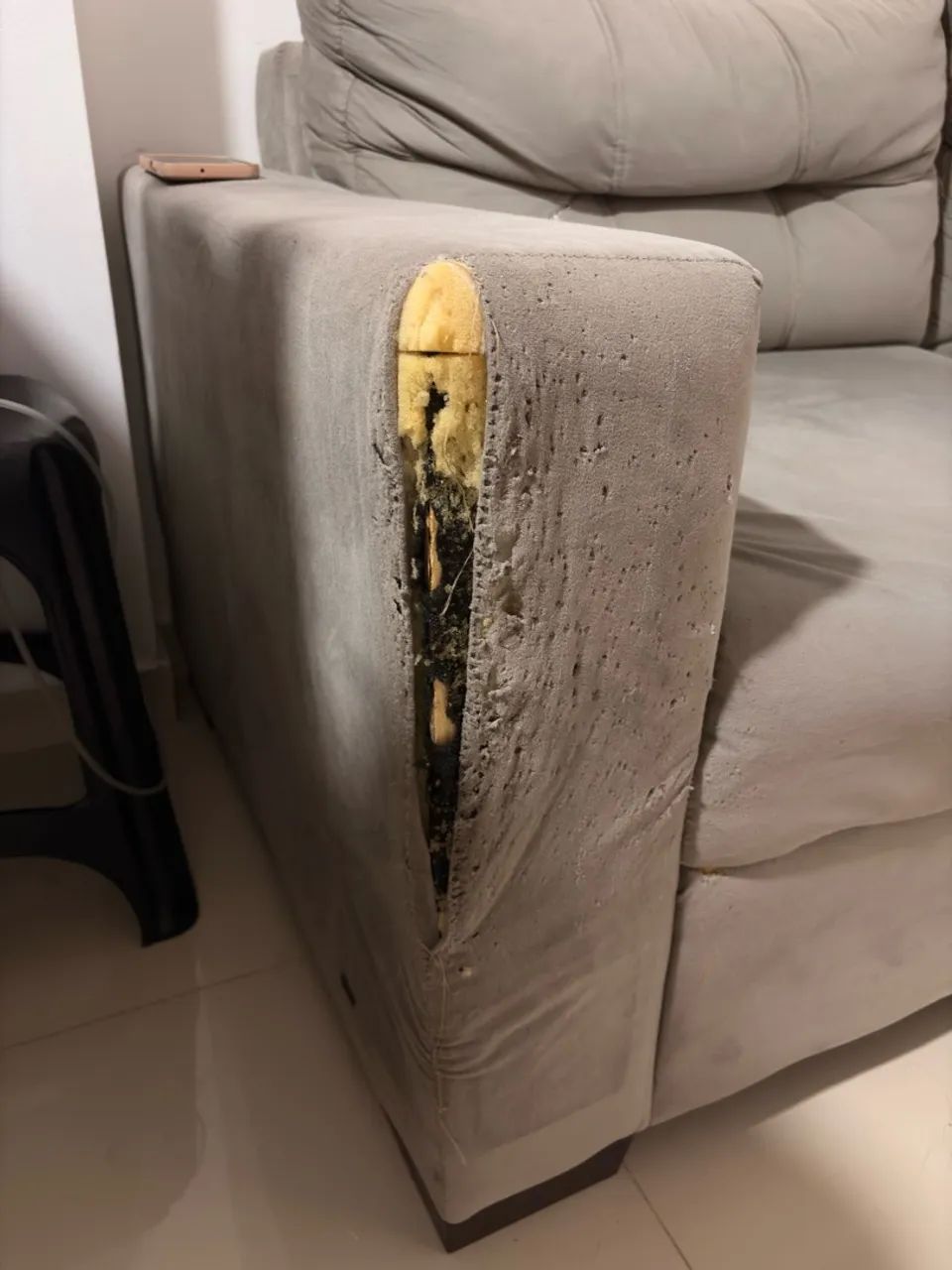 Vende-se Sofá para reforma  - Foto 5