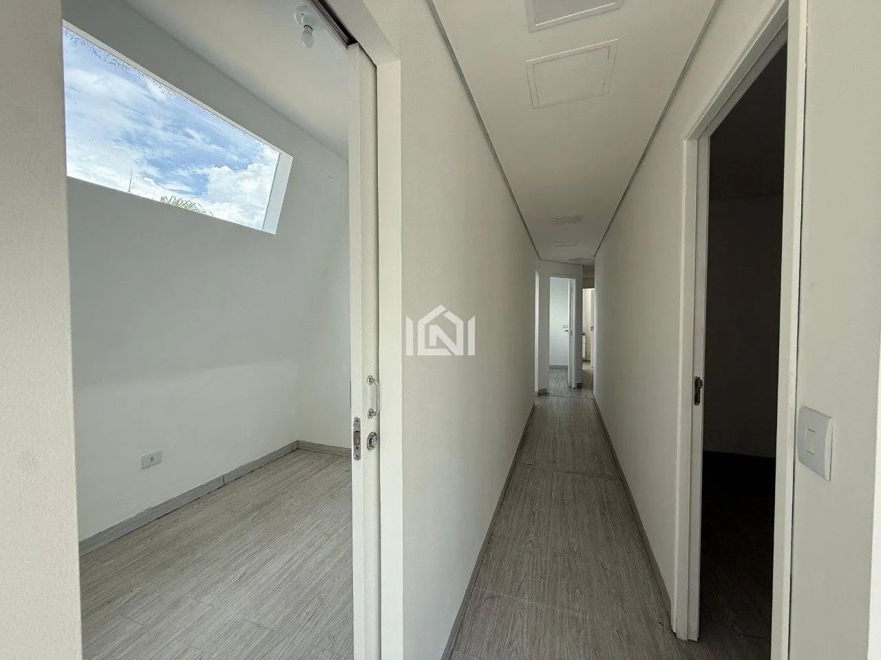 Sala comercial térrea para Locação no miolo da Granja Viana - Foto 4