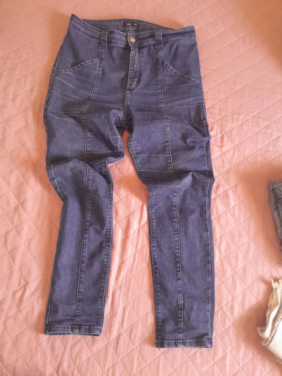 Vendo 3 calça jeans por 30 - Foto 4