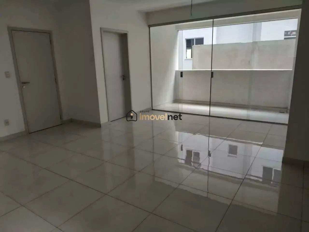 Apartamento 4 Quartos com 3 Vagas para Locação - Foto 2