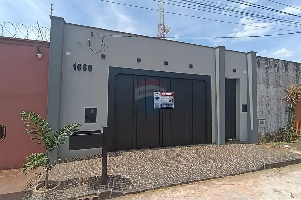 Casa Moderna e Elegante no Bairro Independência em Ituiutaba/MG - Foto 2