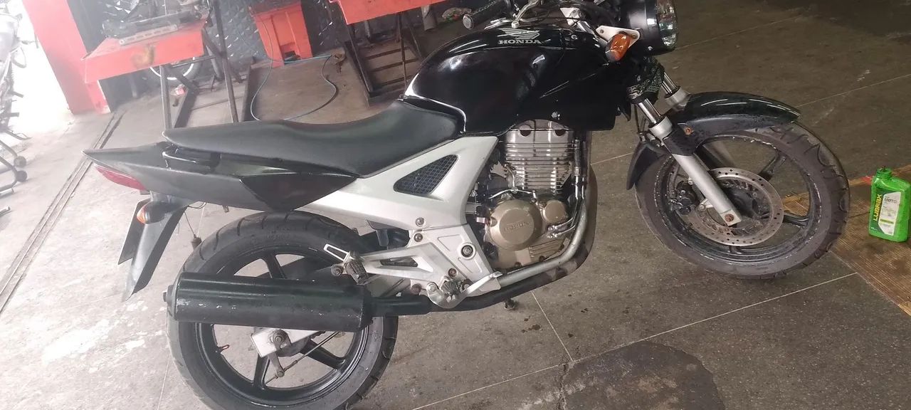 CBX Twister 250  - Foto 2