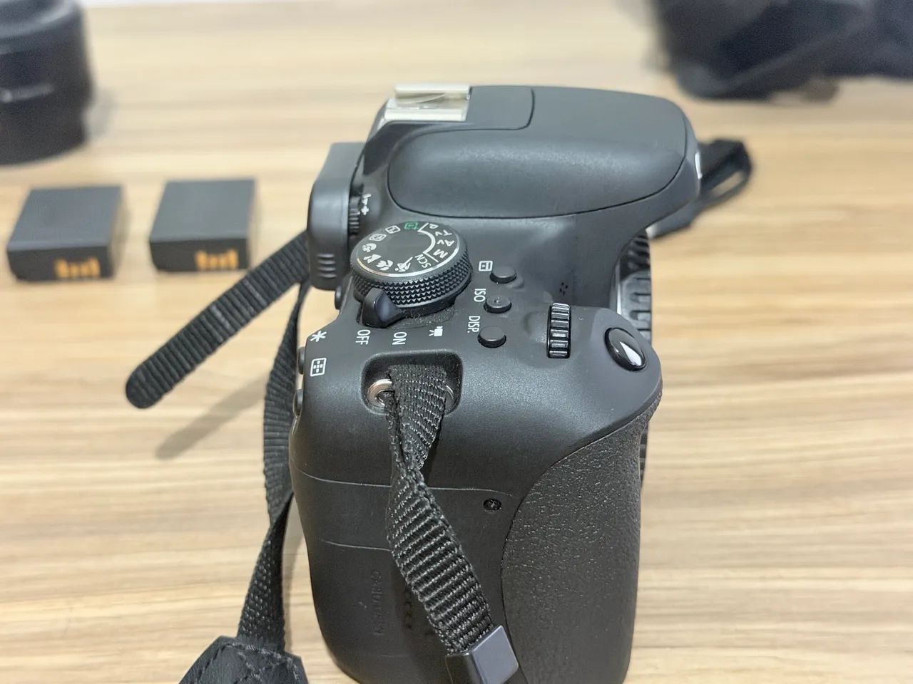 Câmera t6i com 2 lentes e acessórios  - Foto 4