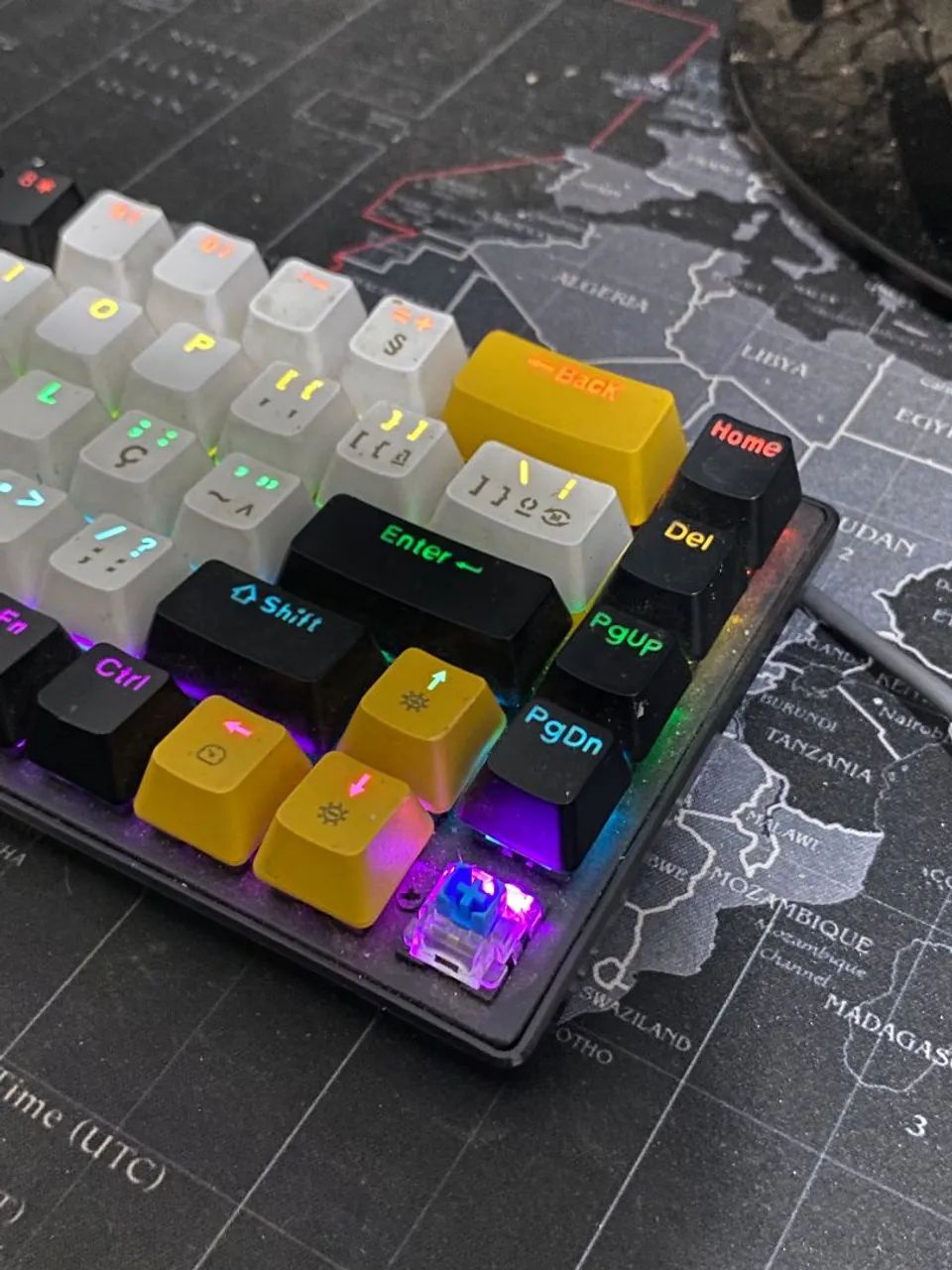 Teclado mecânico 60% gamer - Foto 3