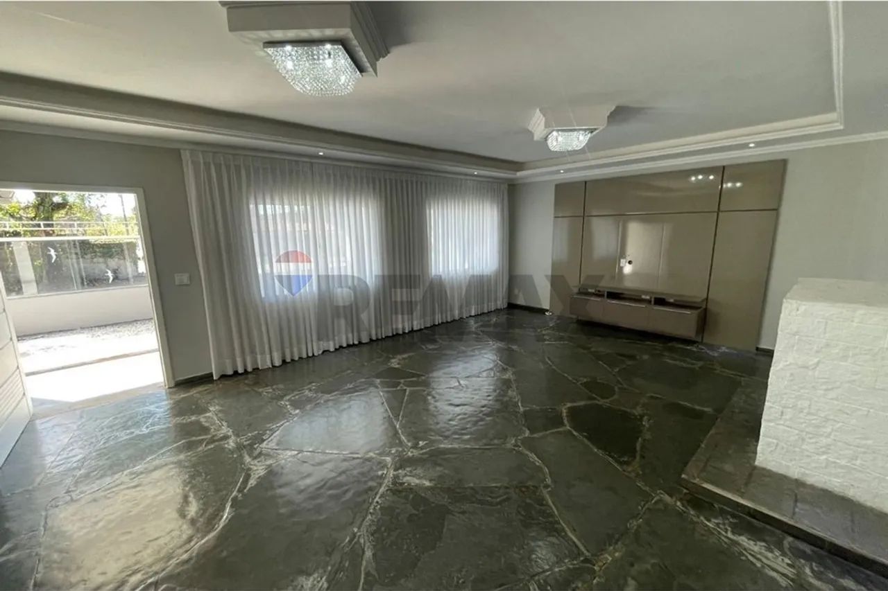 Casa linear em penedo para locação 4 quartos e piscina - Foto 3