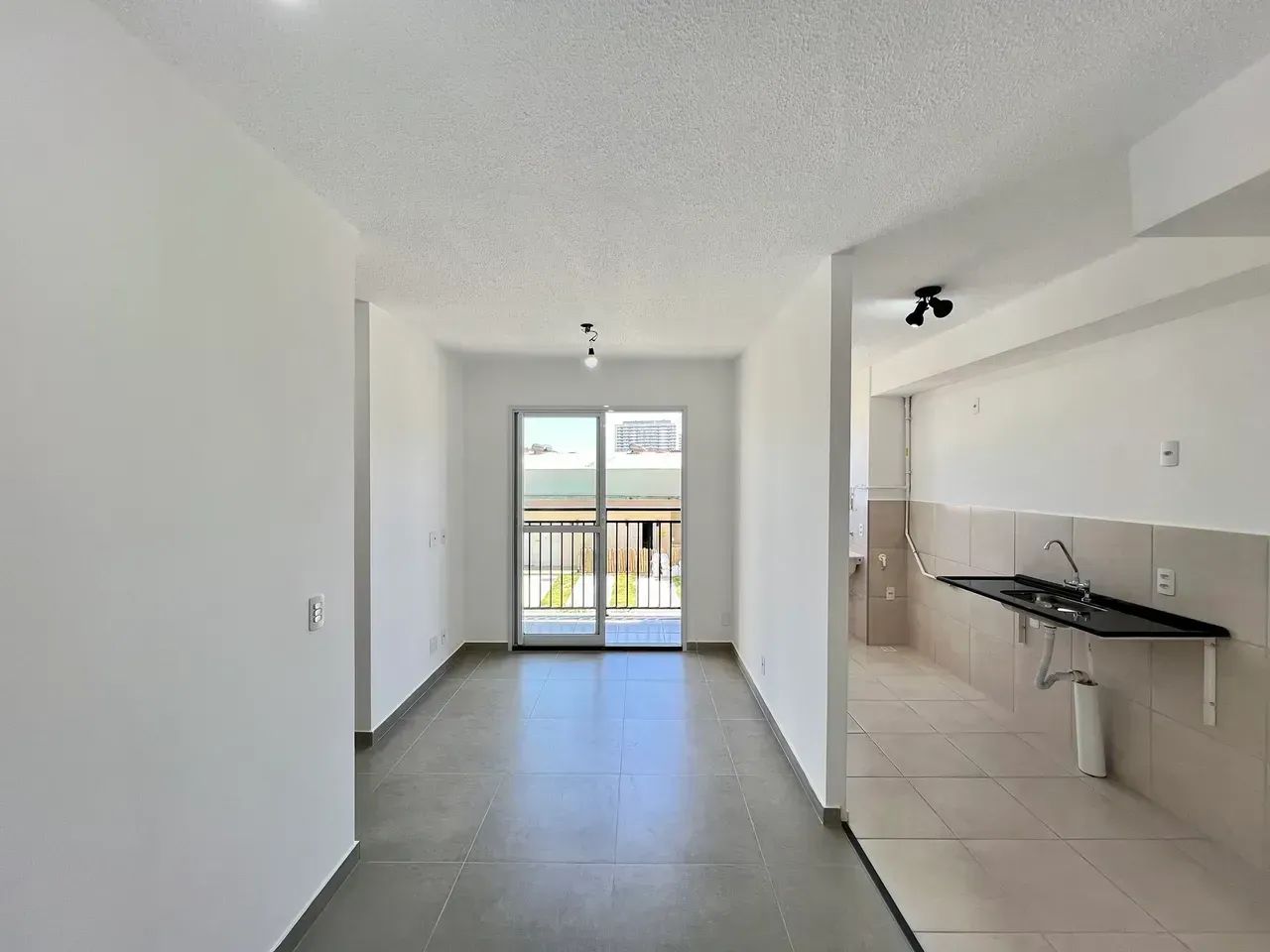 Apartamento 2 quartos com vaga e infraestrutura. - Foto 2