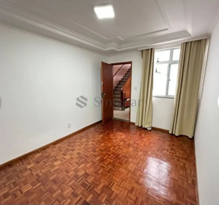 Apartamento 2 quartos com varanda e vaga no Cascatinha
