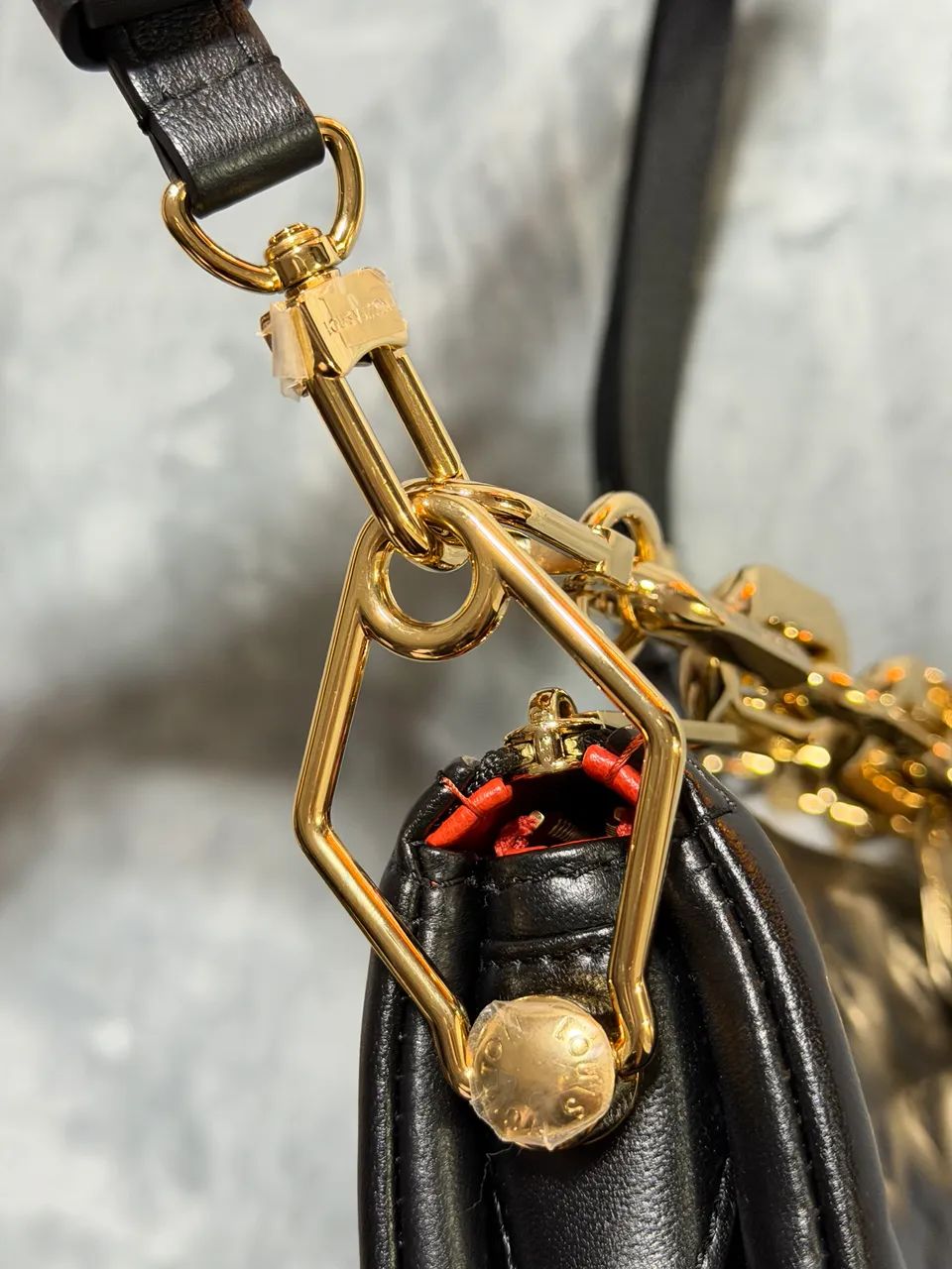 Louis Vuitton Coussin BB M21259 - Foto 3