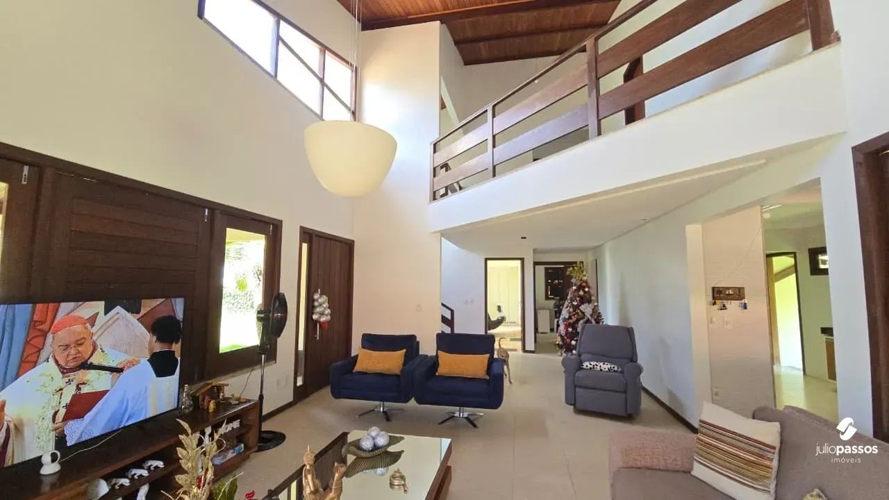 Casa à venda no Condomínio Morada do Rio com 200m² de área construída, 4 quartos