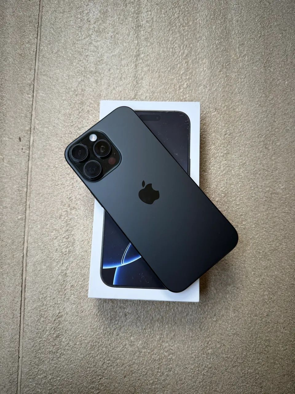 iPhone 16 Pro Max 256gb na cor preta com Apple Care - Celulares e