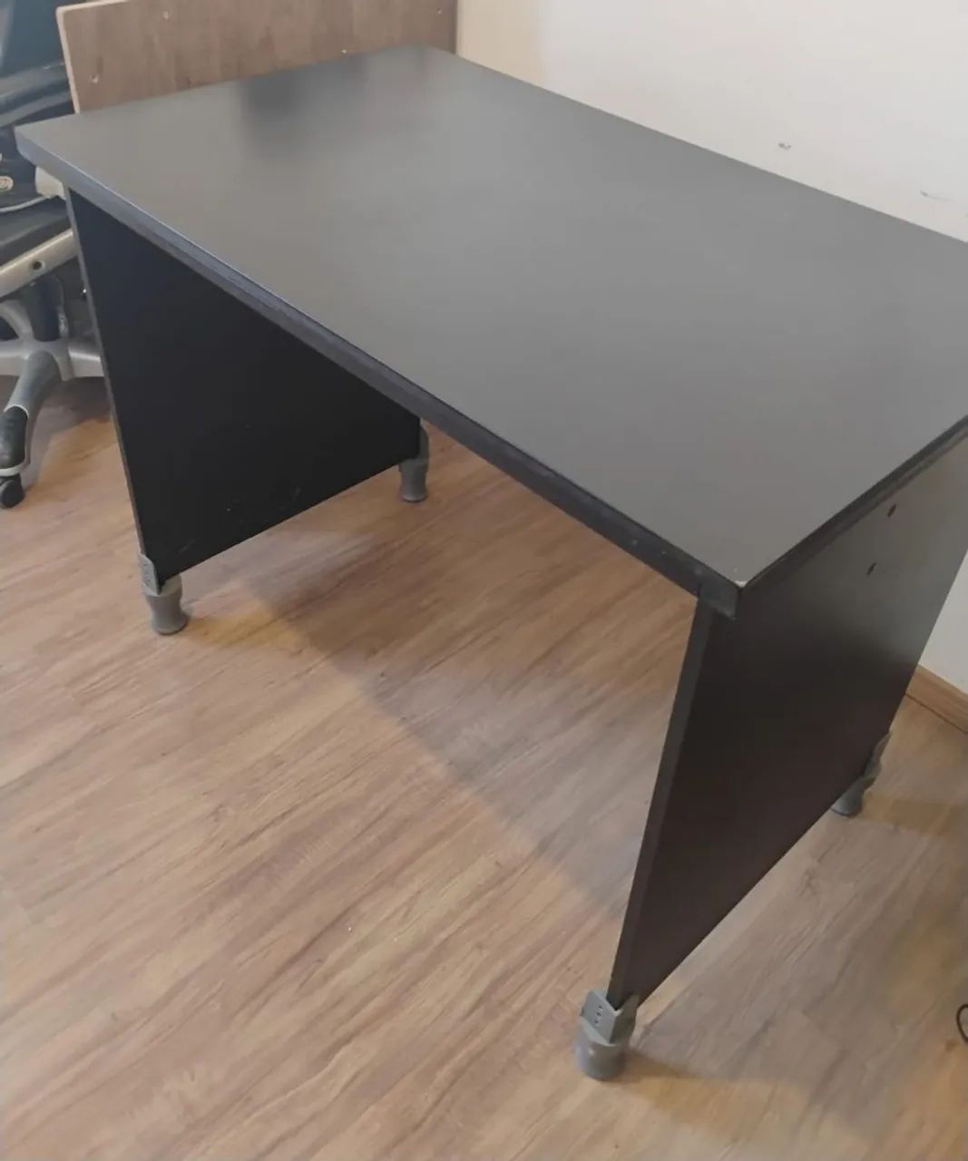 Mesa de Escritório em Madeira - Foto 2