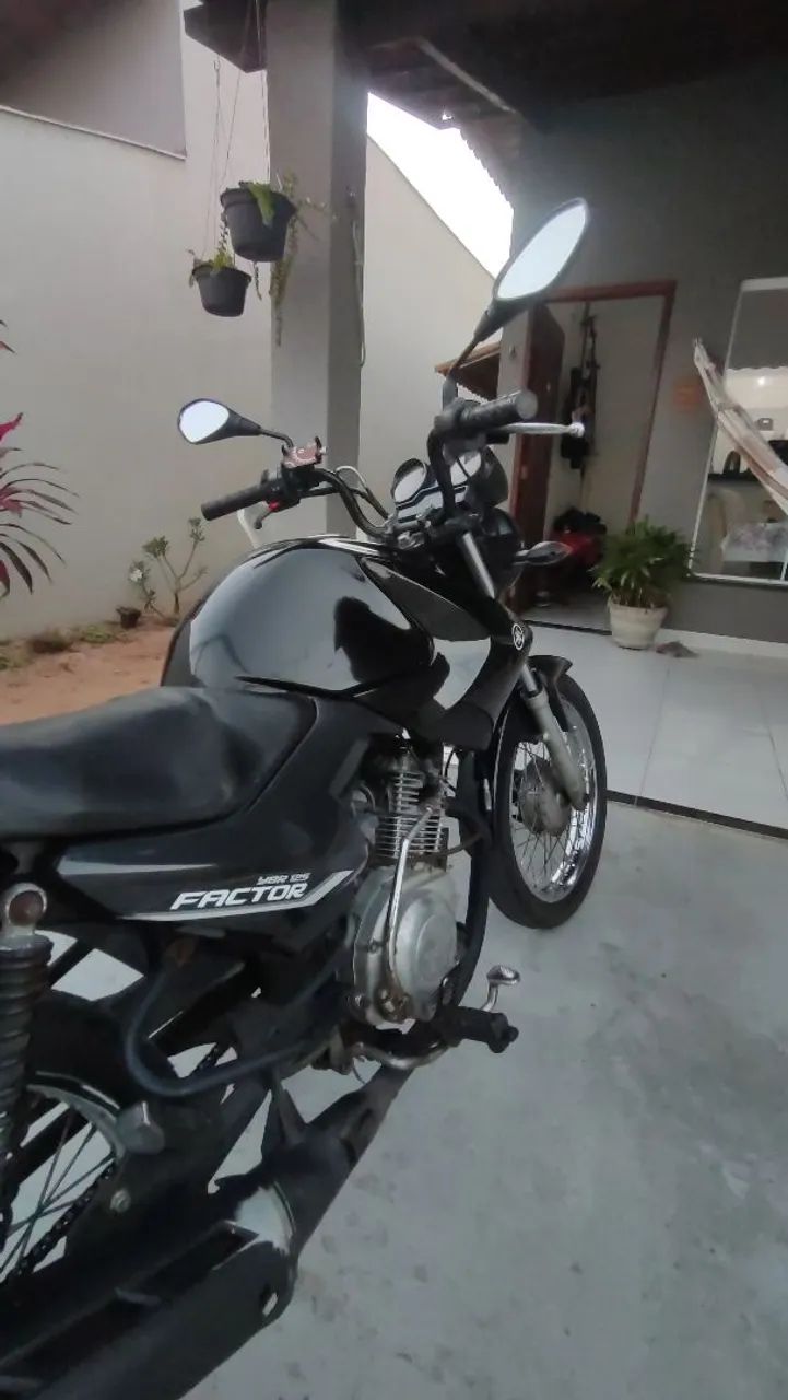 YBR FACTOR 125  - Foto 3