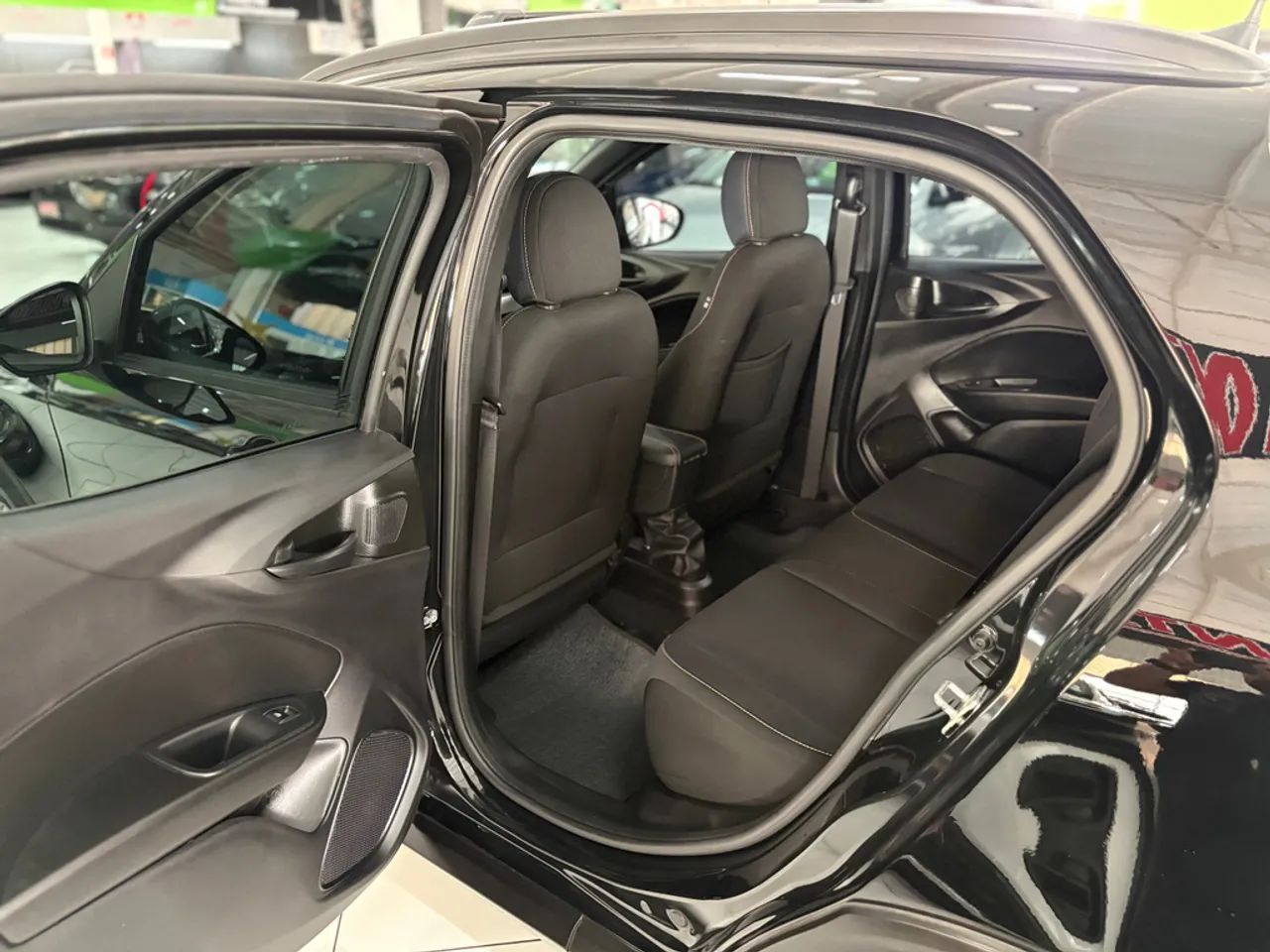 Fiat Argo Trekking 1.3 8V Flex Mec., foto 12 de 20