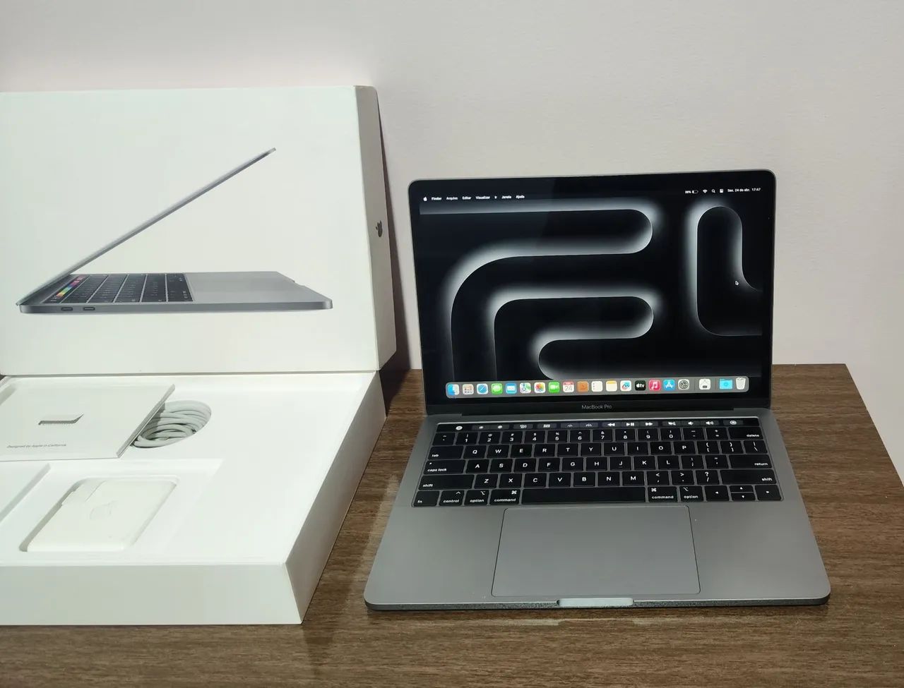Macbook Pro 2018 Touchbar A1989 i5 8Gb 256Gb SSD - Notebooks