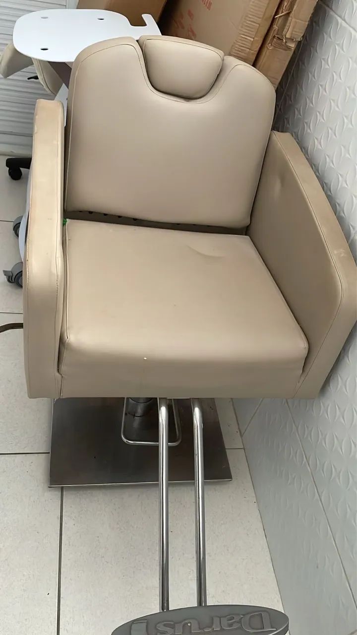 Cadeira giratória Salao
