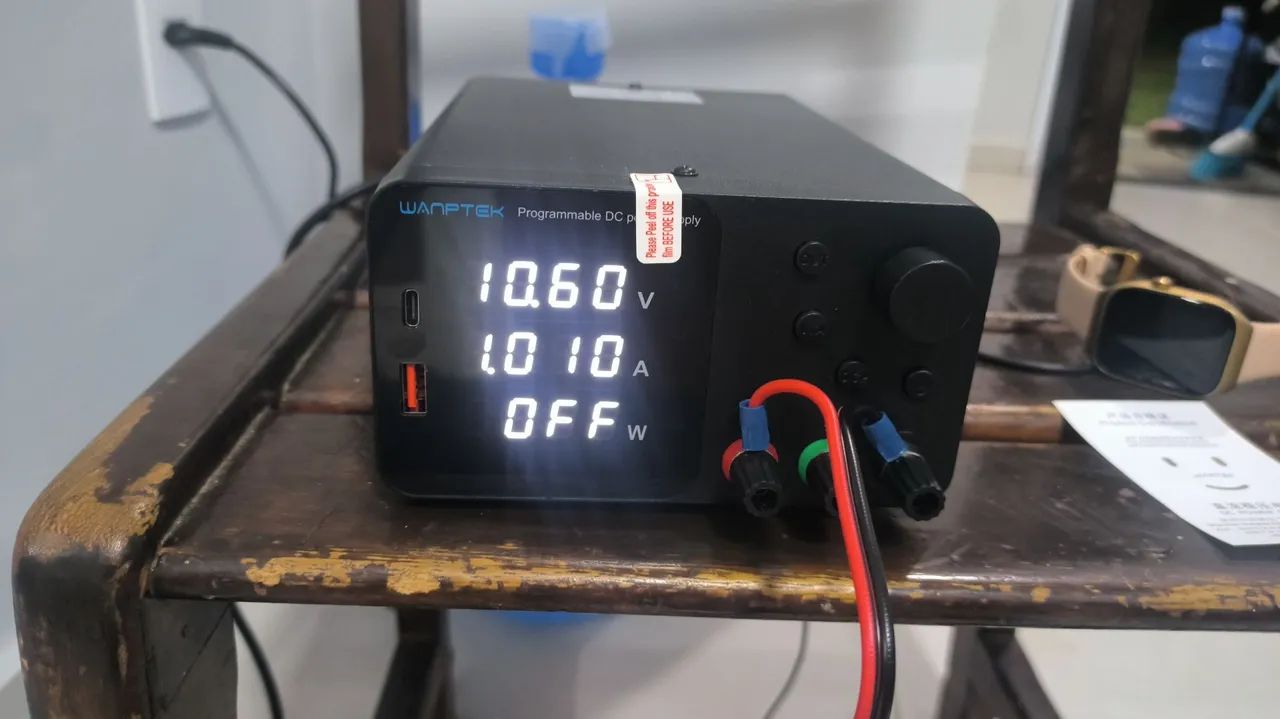 Fonte de bancada 30V - 10A