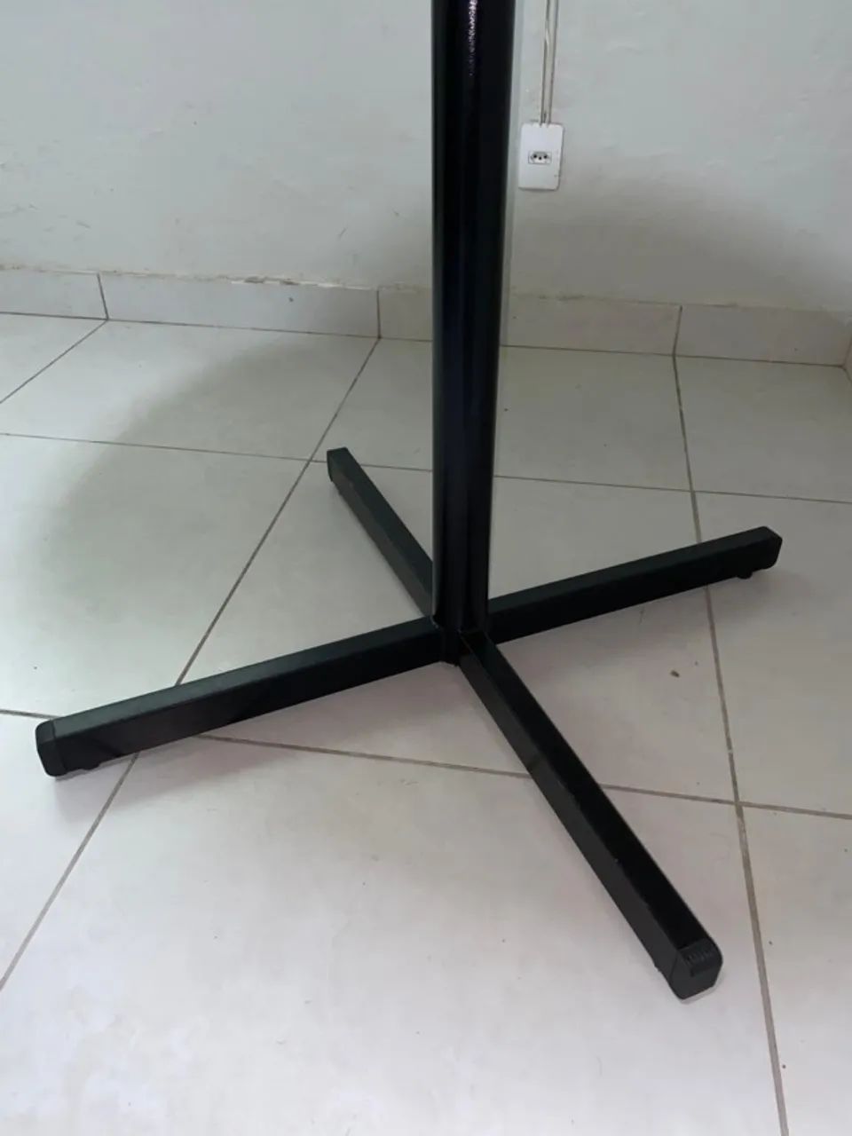 2 Mesas Redondas de compensado PREÇOS NA DESCRIÇÃO  - Foto 4