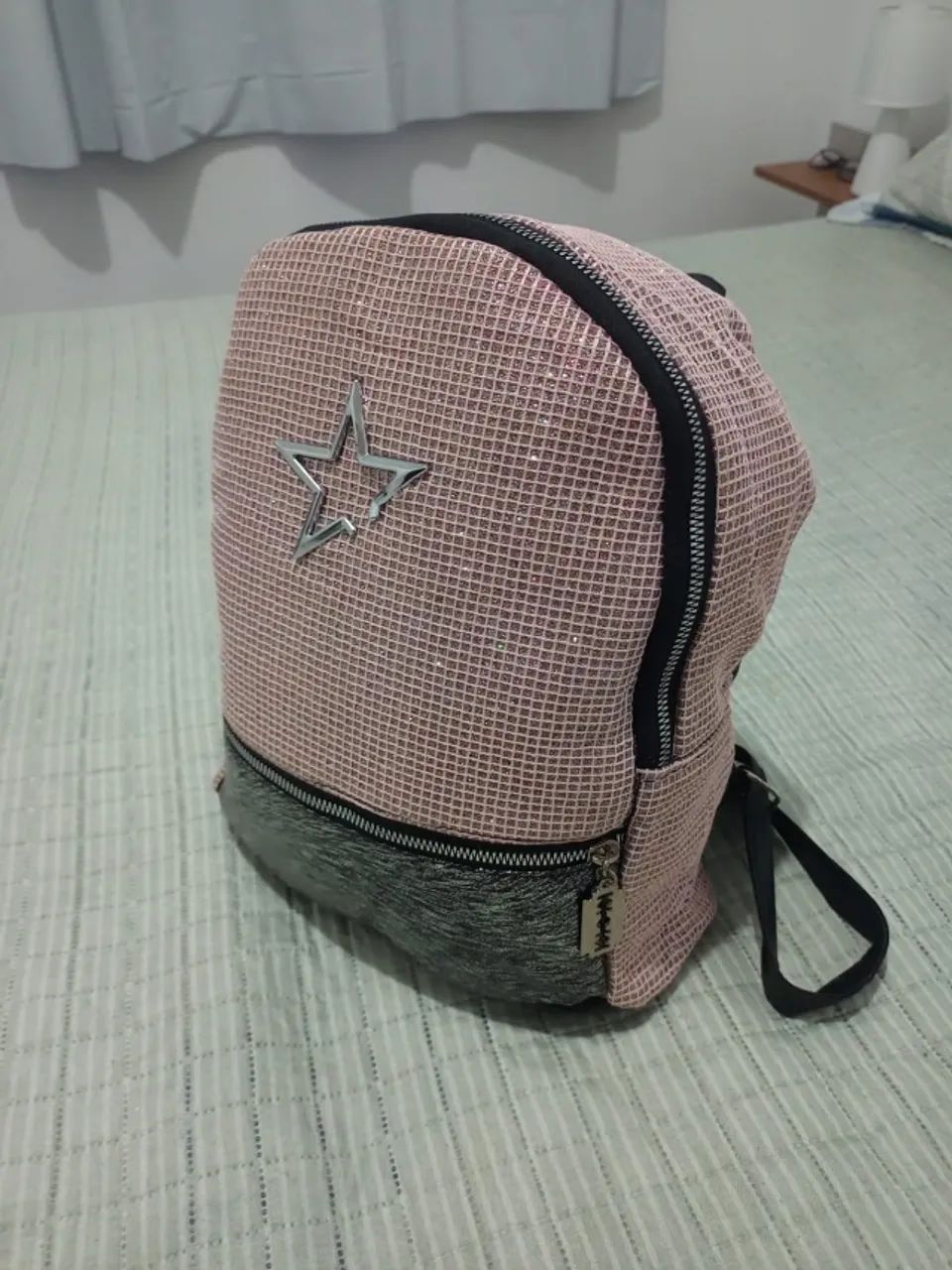 Mini Mochila com Brilho - Foto 2