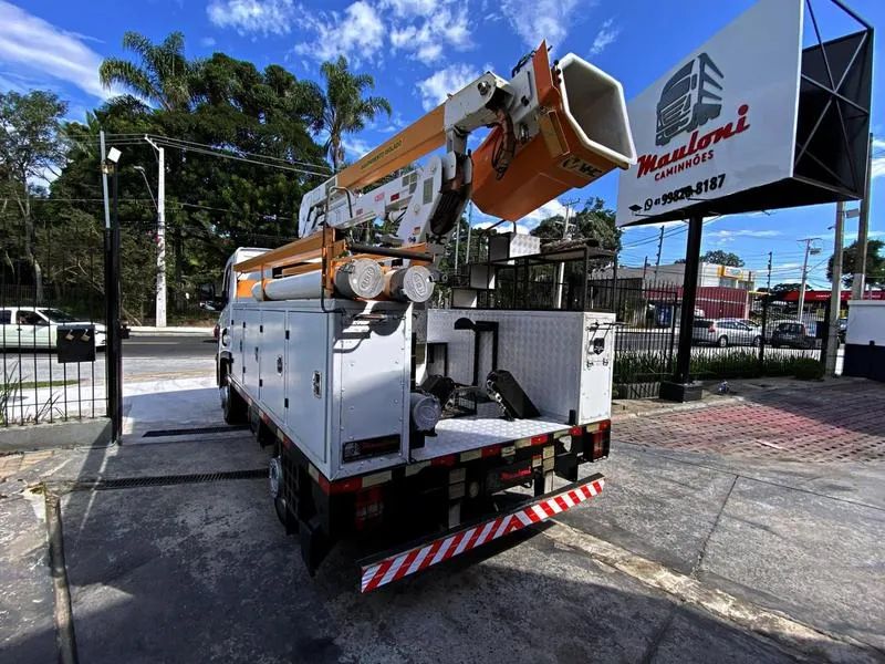 DELIVERY EXPRESS COM CESTO AÉREO ISOLADO  - Foto 10