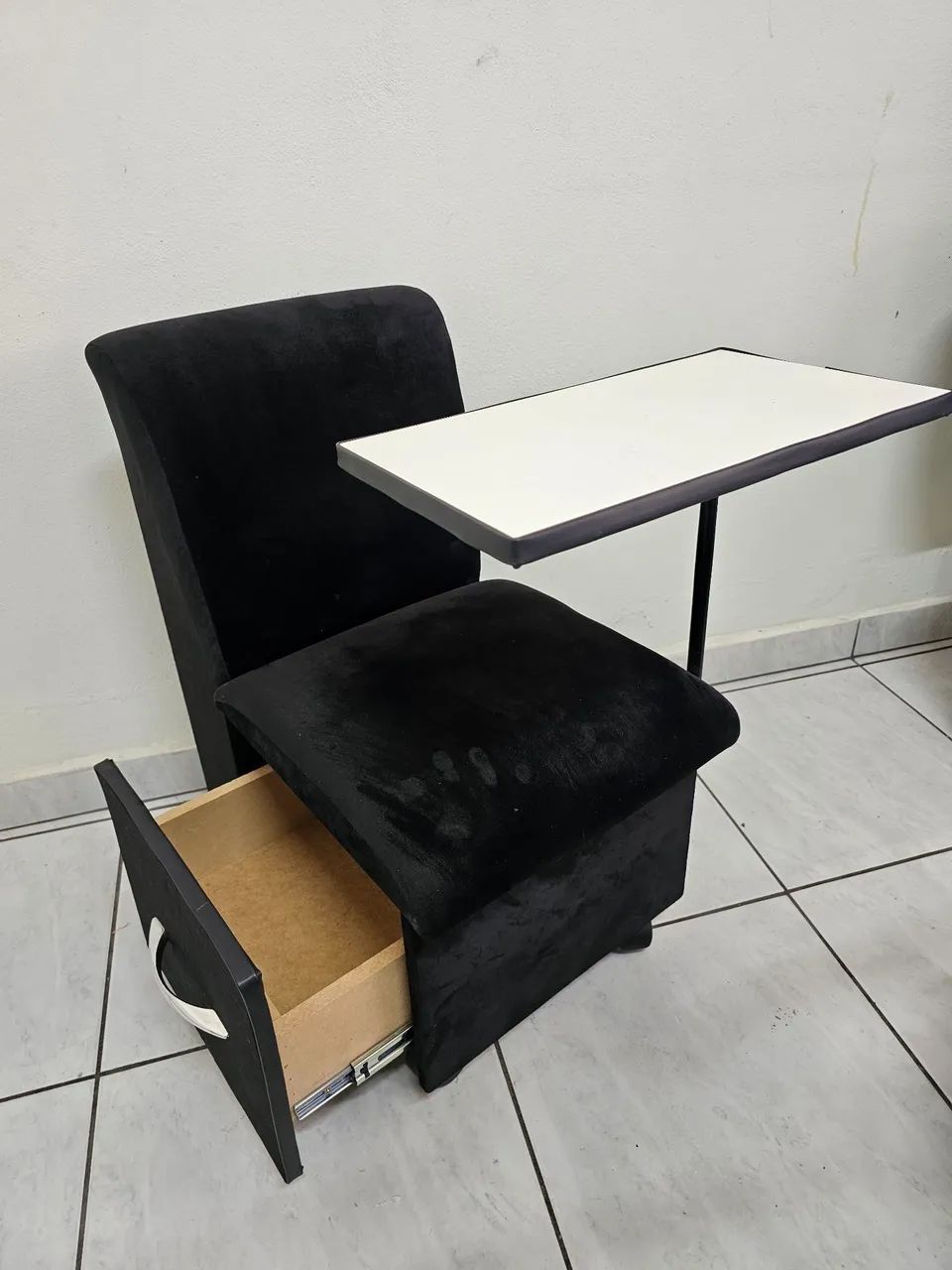 Mesa para manicure com cadeira e gaveta - Foto 3