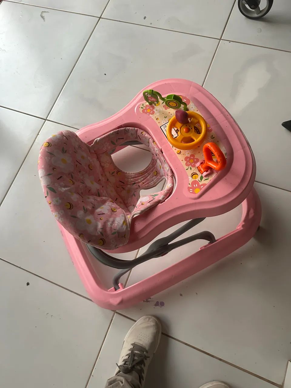 Vendo carrinho de bebê  - Foto 5