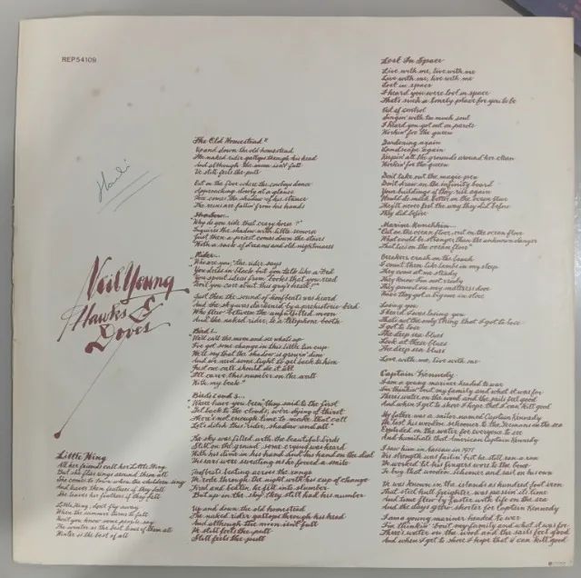 LP vinil Neil Young Hawks & doves - Foto 4
