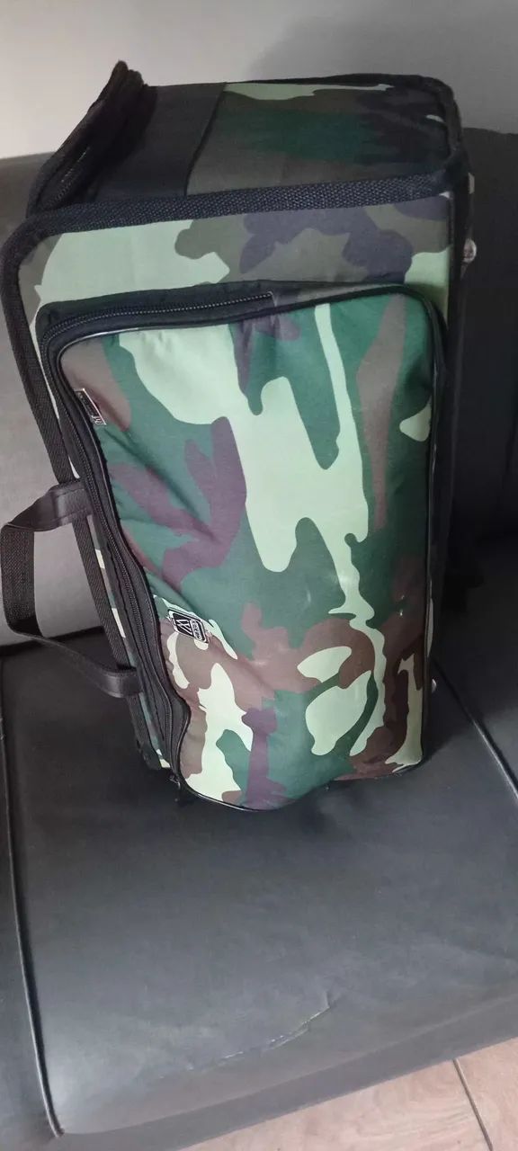 Case para trompete e floghorne novo zerado