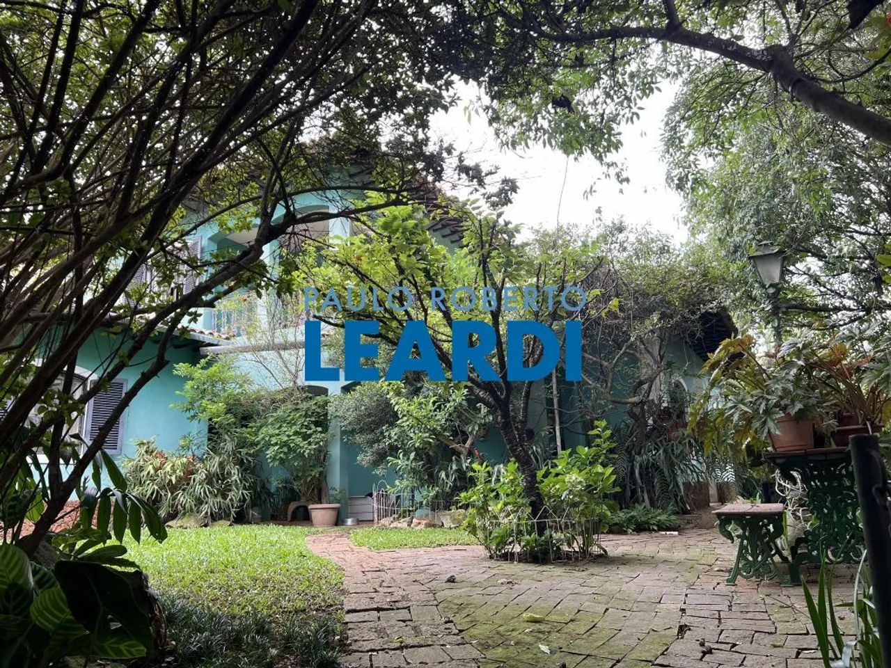 CASA ASSOBRADADA - CIDADE JARDIM - SP