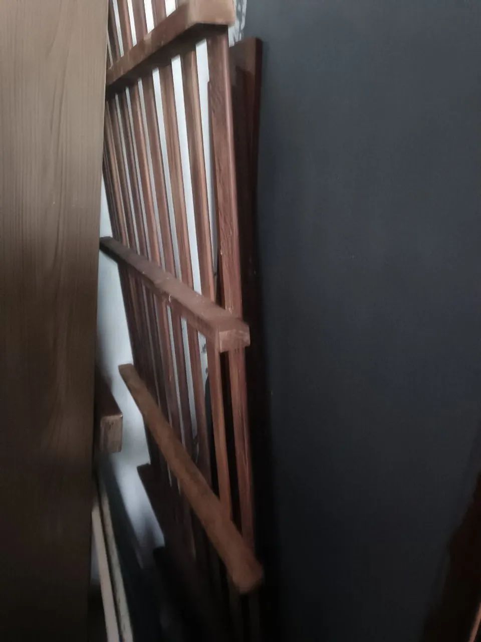 Cama de solteiro em madeira maciça  - Foto 2