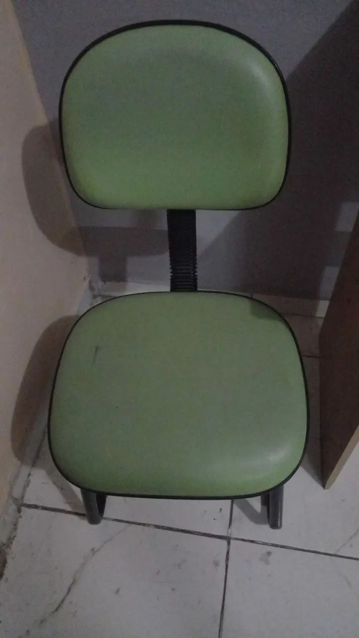 Cadeira Escritório Fixa Verde  - Foto 2