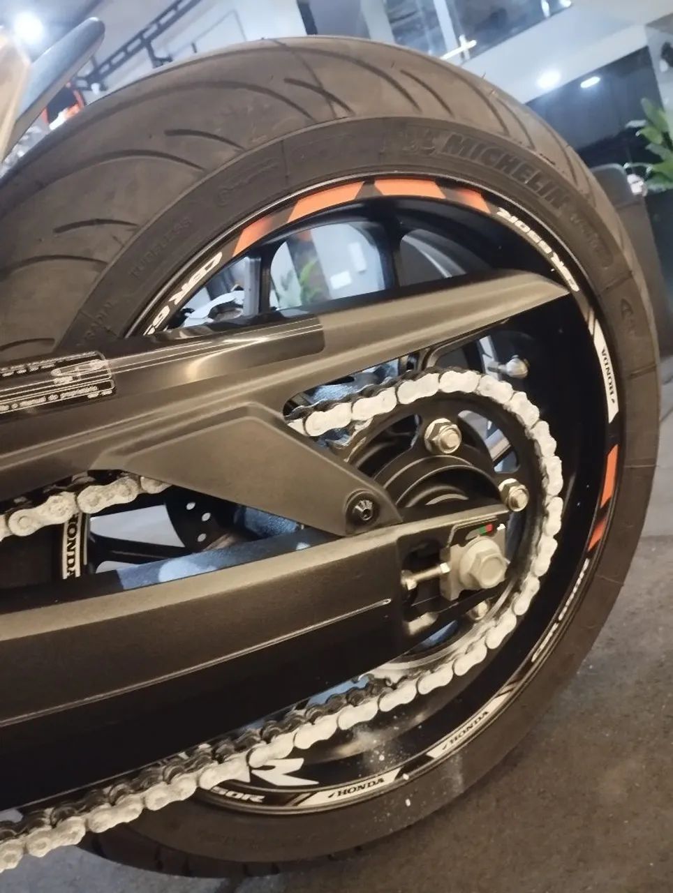 CBR 650 R 2021 - Foto 2