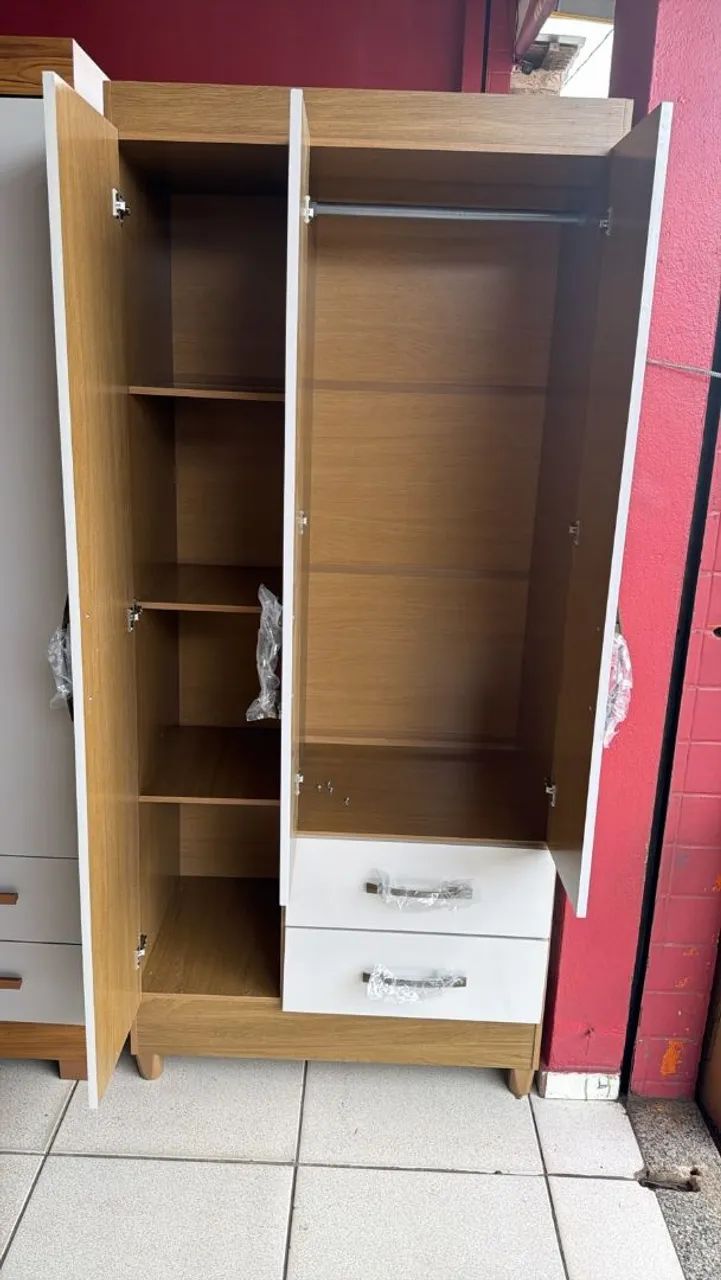 Guarda Roupa de Solteiro com 2 Gavetas - Novo  - Foto 2
