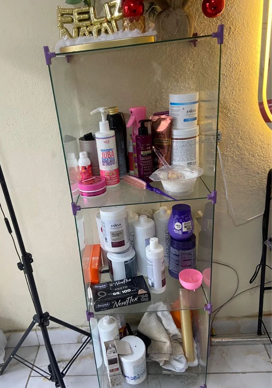 Cadeira e expositor de salão!