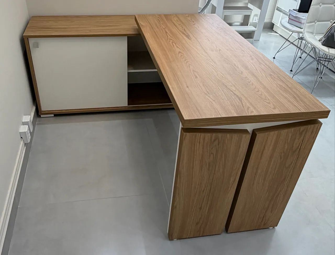 Mesa para escritório/ clinica 65675287992321124