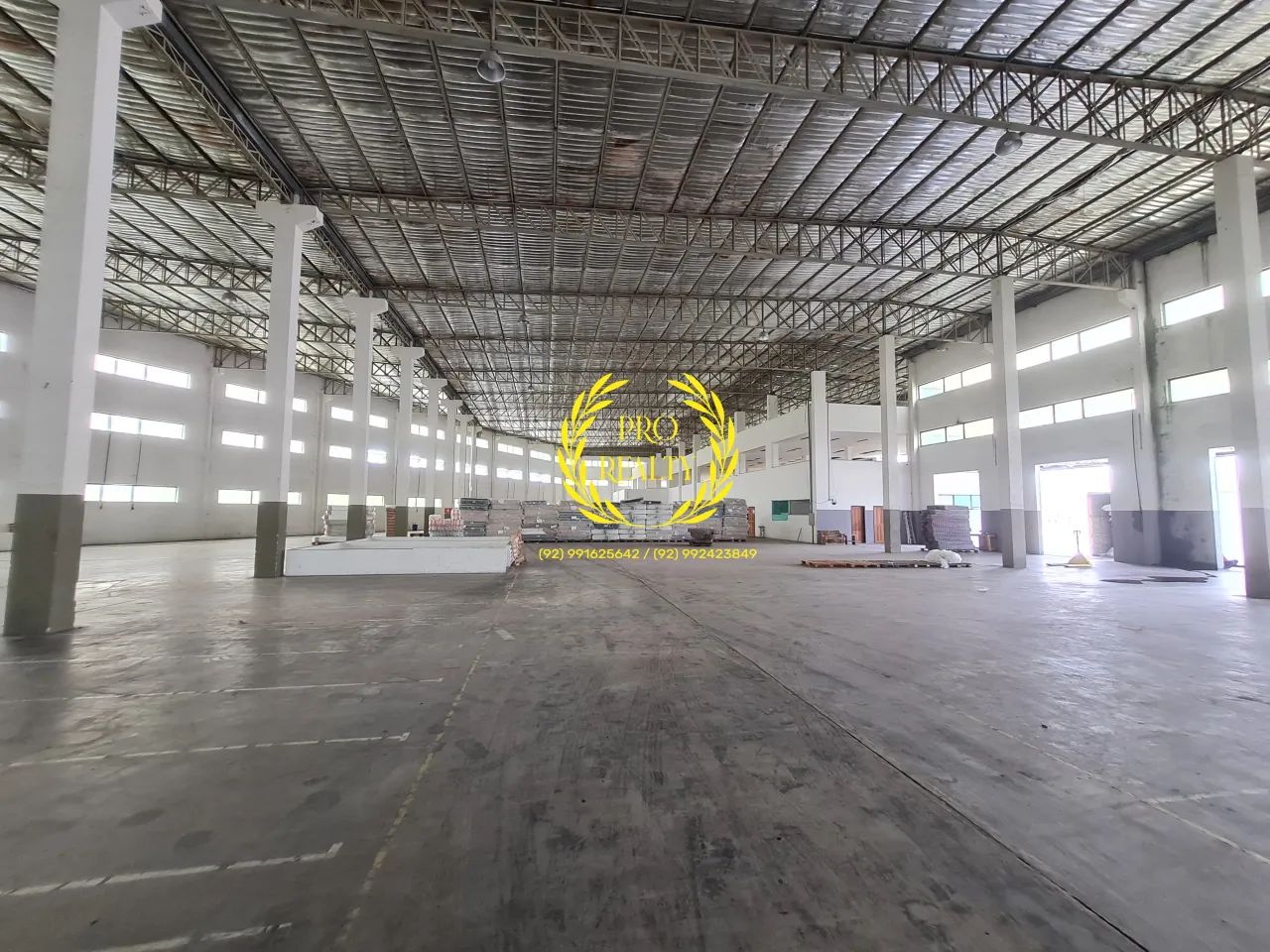 Galpão Distrito 2/ Habite-se e AVCB/ 2.000m²/  Docas e pátio/ condomínio/ - Foto 2