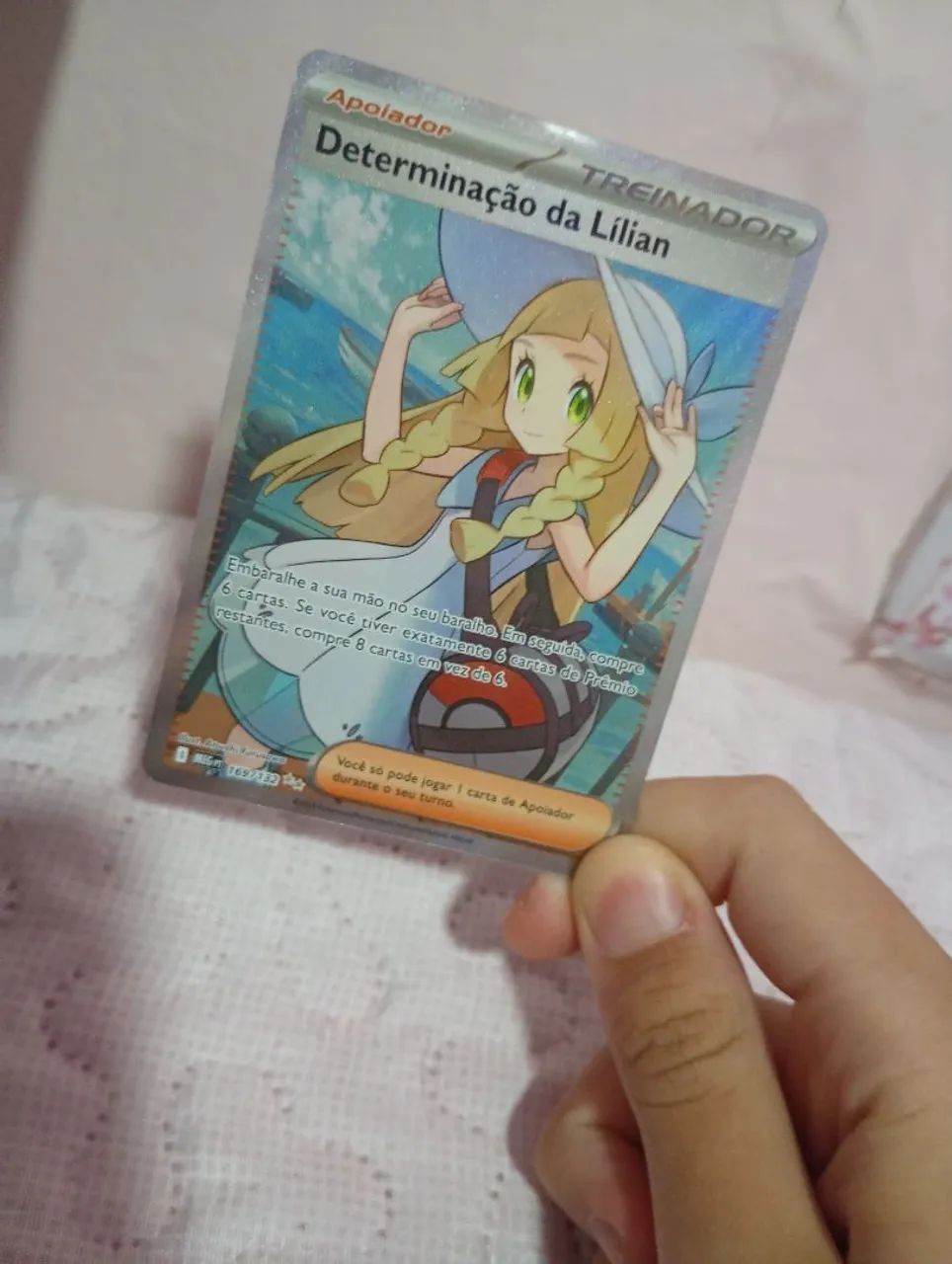 Carta Pokémon Determinação da Lilian 169/132 - Foto 3