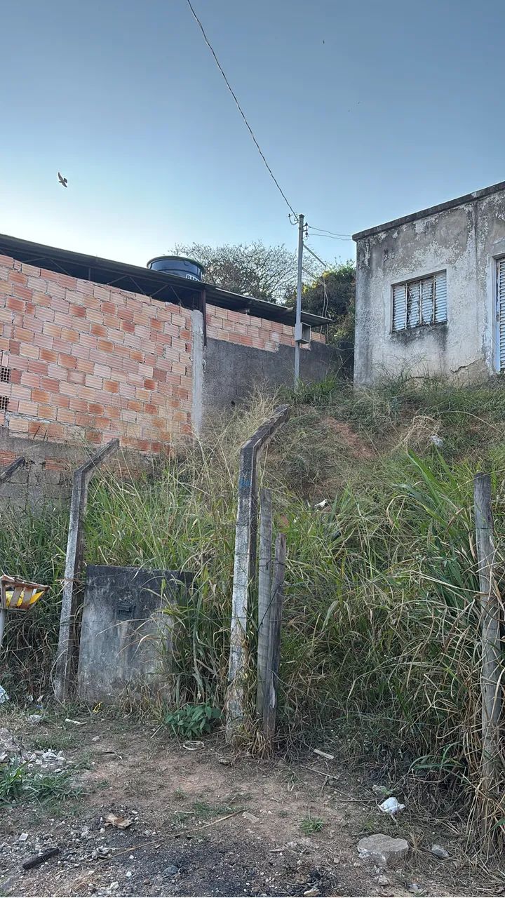 Lote e casa 