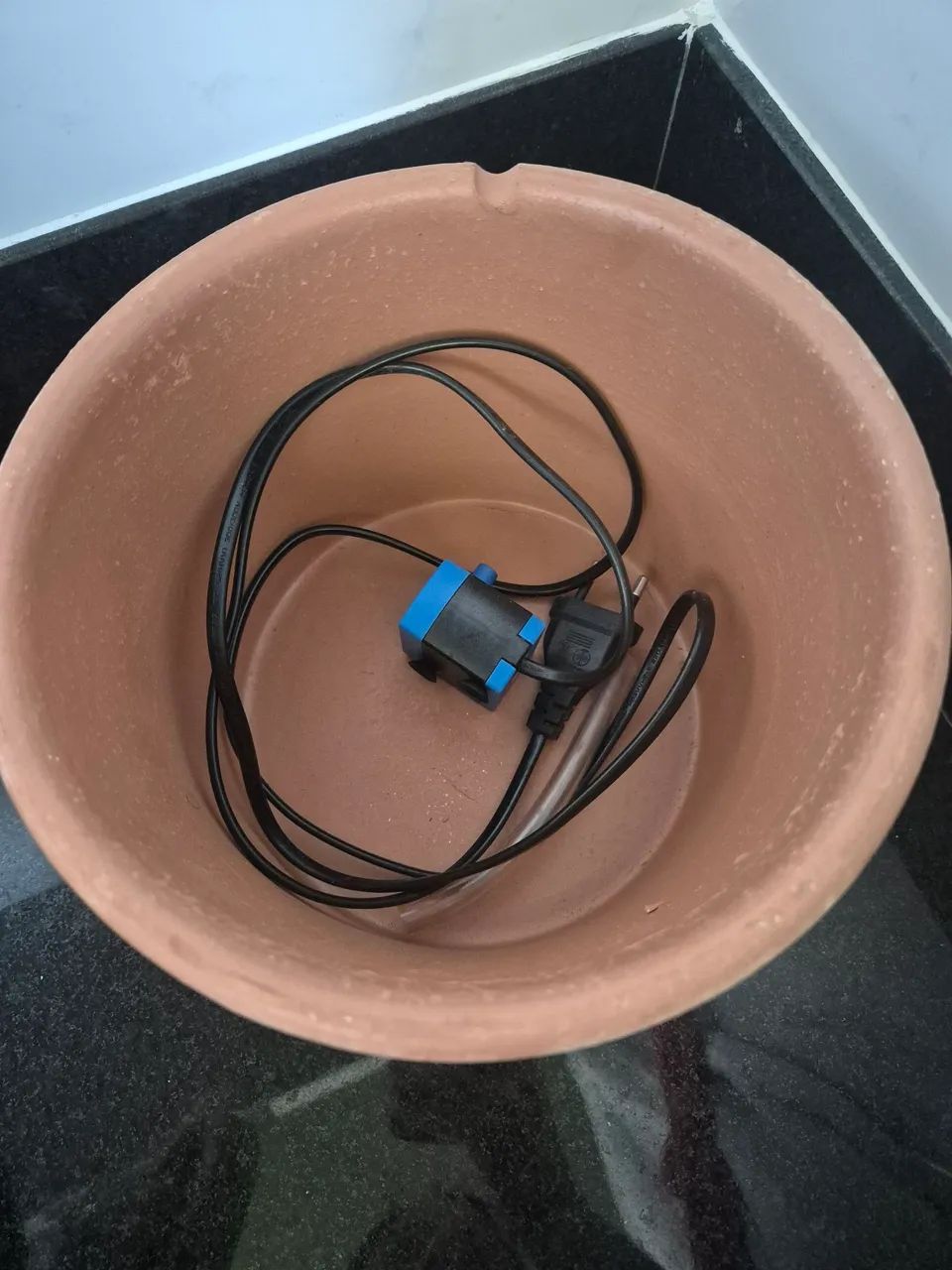 Fonte de água de barro para pets - Foto 2