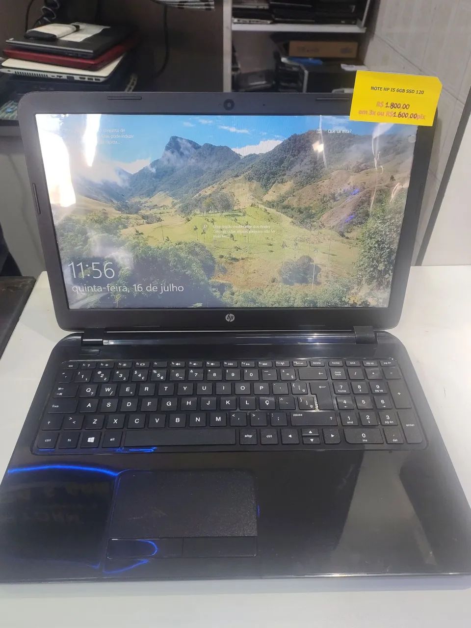 Notebook HP i5 novíssimo 