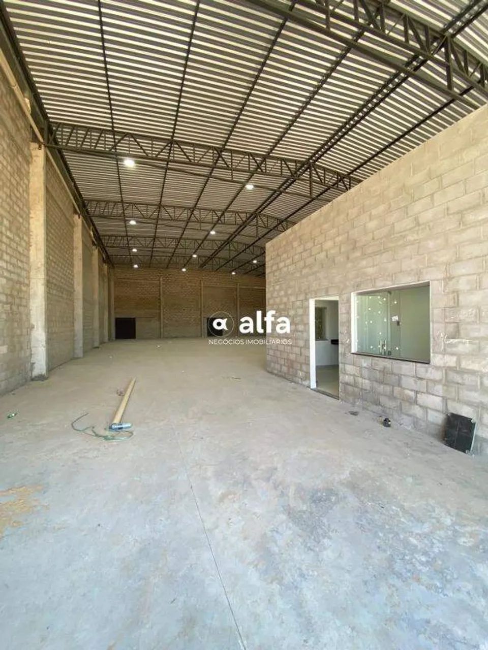 GALPÕESCOM 400M² NA AV. TRANSNORDESTINA - Foto 5